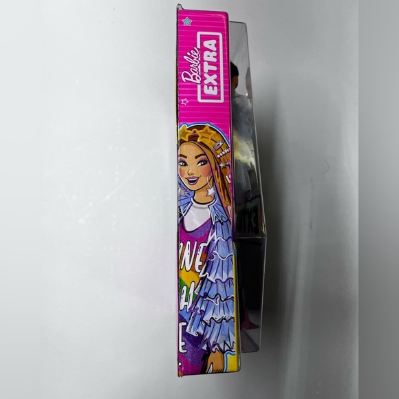 NEW Barbie Extra Doll & Accessories #9 Long Brunette Hair & Pet Crocodile 3+ - Picture 13 of 14